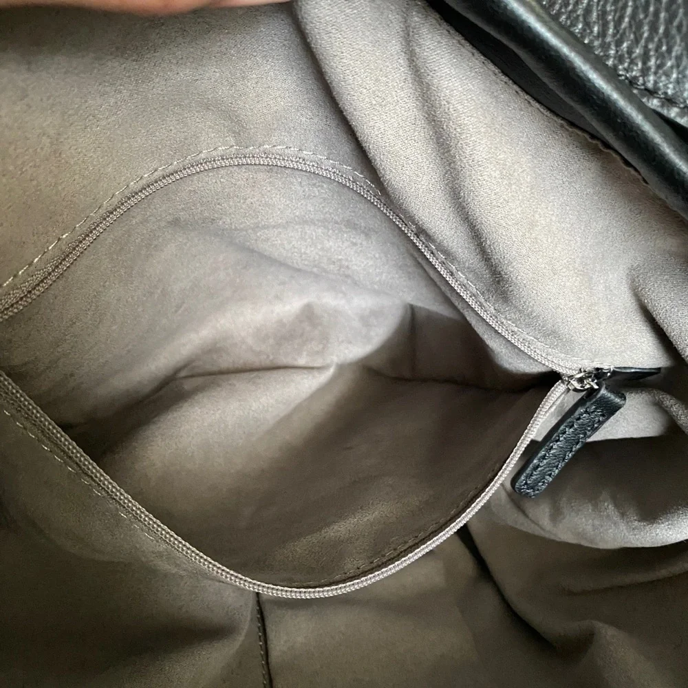 Vince Camuto Suni bag - Picture 9 of 12